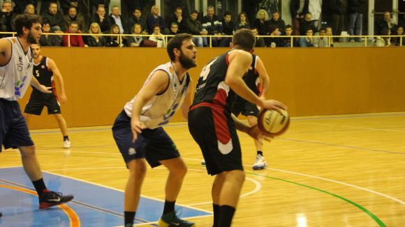 La UESC masculina derrota l'Argentona a domicili en un brillant segon temps