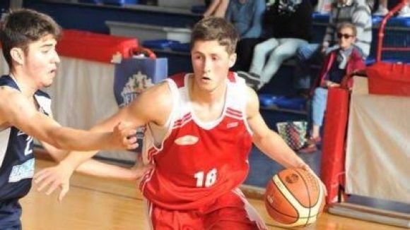 La UE Sant Cugat incorpora l'escorta italià Luca Fowler del Virtus Casino