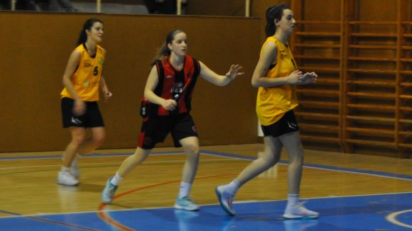 El femení de la UESC cau a la pista del Sant Nicolau i torna a complicar-se la vida