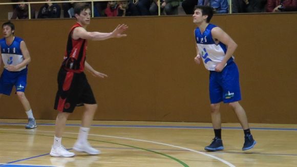 La UE Sant Cugat sua sang per desfer-se del CB Granollers i fa un pas de gegant cap al play-off