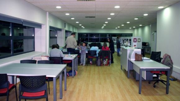 La Biblioteca de Valldoreix amplia horaris fins a mitjanit amb motiu del període d'exàmens