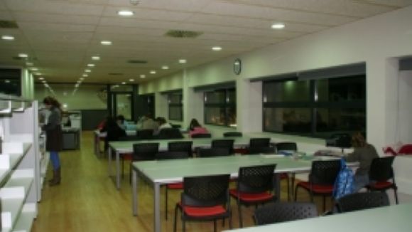 La biblioteca de Valldoreix obrirà dues setmanes fins les dotze de la nit per facilitar l'estudi en època d'exàmens