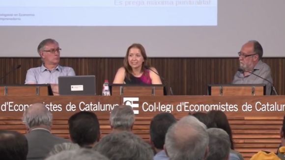L'associació per a la nova Caixa Catalana, amb santcugatencs, crearà una cooperativa de crèdit