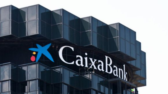 Creix un 25% el nombre de santcugatencs amb fons d'inversió de CaixaBank