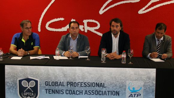 Toni Nadal i Albert Costa ensenyaran a formar joves promeses al CAR
