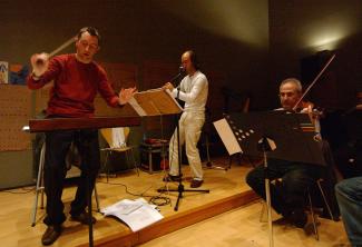 Alt: Carlos Núñez ja assaja les bandes sonores cinematogràfiques de cara al concert del 23 de febrer al Teatre Auditori