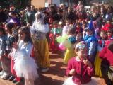 Alt: Els districtes celebren el Carnaval amb música, ball i disfresses per a tothom