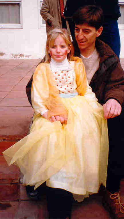 Valldoreix celebra diumenge la Festa del Carnestoltes a la plaça del Casal de Cultura