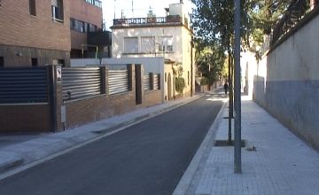 El nou aspecte del carrer Barcelona prioritza els vianants als aparcaments