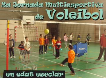 Una cinquantena de nens aprenen a jugar a voleibol a la 2a jornada multiesport