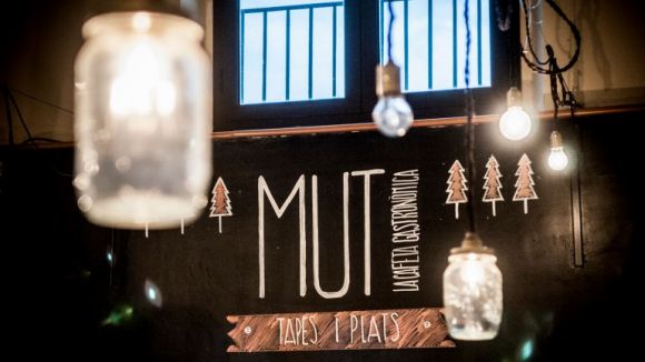 Les guitarres del Javi Luque & Roger Sabartés Duo sonaran aquesta nit al MUT