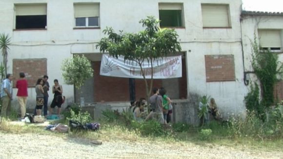 6 Claus reclama a l'Ajuntament que compleixi els terminis d'actuació pactats