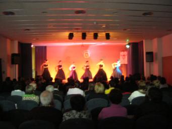 El CPA tanca la Festa Major amb actuacions de ball i cant coral