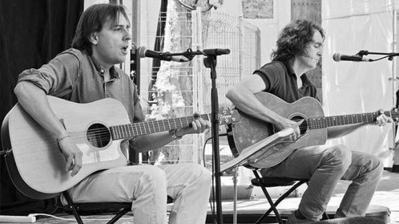 El grup Charada porta a El Siglo versions d'èxits de la música pop