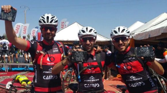 L'equip santcugatenc Bultzaki Camps-Merida Bike Team finalitza sisè a la Titan Desert