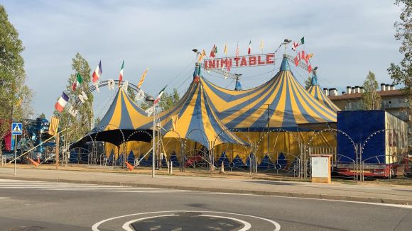 El Circ de Catalunya s'instal·la a Can Vernet i ofereix el xou d'humor de Los Gabytos