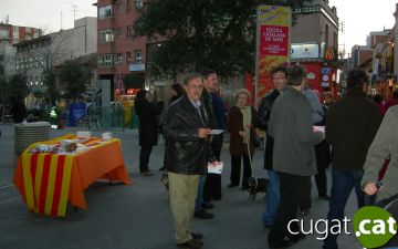 CiU engega una campanya per aconseguir que les estacions dels FGC a Sant Cugat estiguin dins la 'zona 1'
