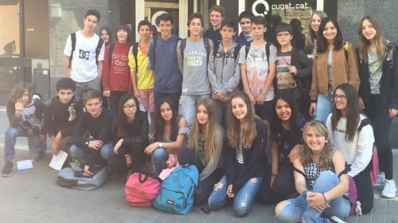 Alumnes de 2n d'ESO de l'institut Leonardo da Vinci, segons al concurs de teatre Trinity College London