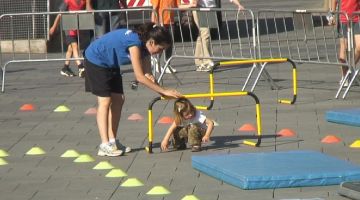 L'OMET tanca el curs escolar aplegant més de 2.000 nens i nenes a la festa de cloenda
