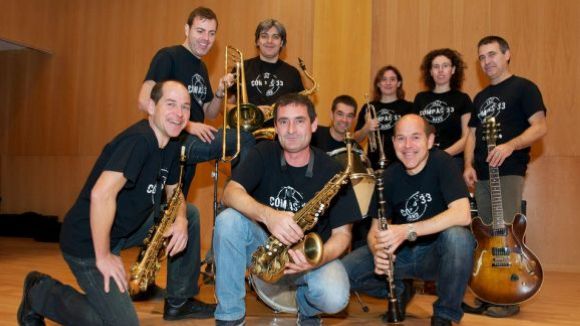 La formació de jazz Compàs 33 actua avui al concert vermut d'El Siglo