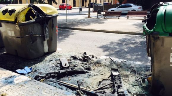 Sant Cugat tanca la revetlla amb una detenció i una vintena d'incendis menors
