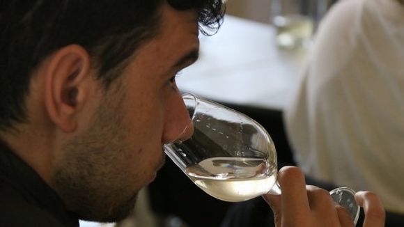 La UIC es pregunta avui en un cafè-col·loqui si el vi és bo per a la salut