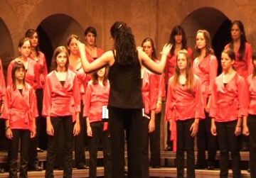Alt: El Cor Infantil de Sant Cugat ofereix avui el concert de clausura de les jornades Cantemus