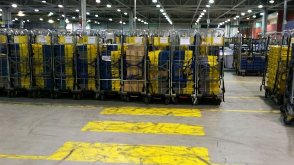 El sindicat SiPcte alerta d''absència de seguretat laboral' i manca de personal al pavelló postal de Can Sant Joan