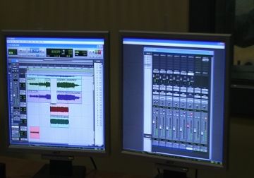 El procés de creació d'un disc al 'A fons' de Cugat tv