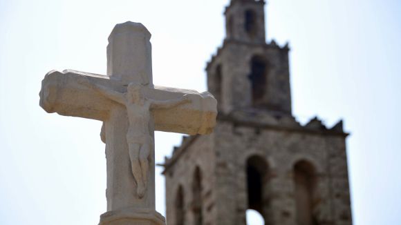 El mobiliari urbà de Sant Cugat estrena un servei estable de manteniment