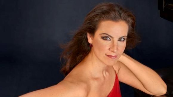 El Teatre-Auditori acull el virtuosisme de Cristina Casale amb el concert 'Sang a les venes'