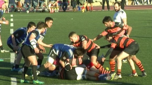 Un Rugby Sant Cugat coratjós sucumbeix al líder, el Les Abelles, tot i plantar-li cara i sumar un punt de bonus