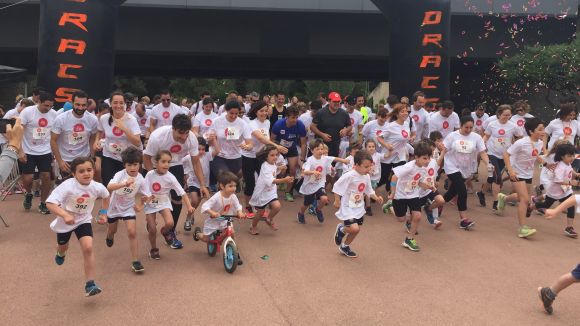 La cursa 'Run for children' recapta 8.000 euros per investigar la micròtia