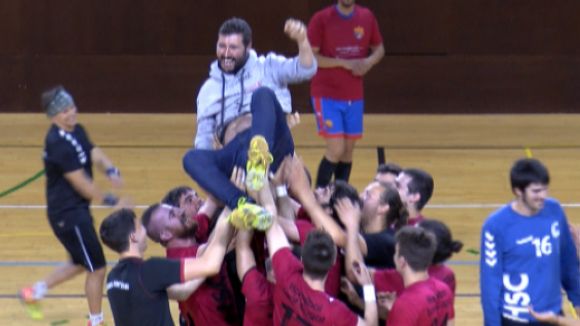 L'Handbol Sant Cugat tanca la lliga amb un empat per acomiadar David López