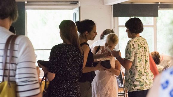 Una desena de dones participen al primer Curs de Dones Emprenedores, que organitza el SOM