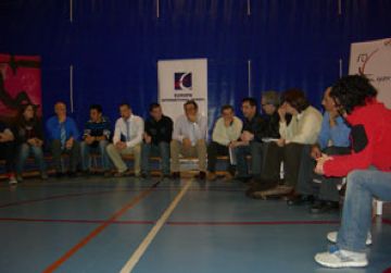 Els tècnics debaten sobre l'educació en valors en el Fòrum de Valors de la UESC