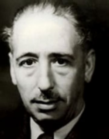 1937: S'inaugura el primer Camp d'Instrucció Premilitar