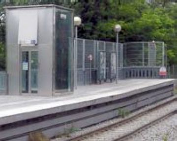 2005: FGC adapta l'estació de Valldoreix a les persones amb mobilitat reduïda