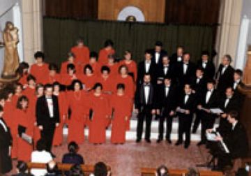 1975: Primera actuació en públic de la Coral Sant Cugat