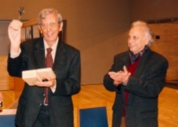 1996: Mor el filòsof José María Valverde