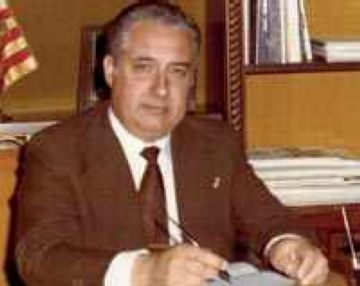 1975: Francesc de Paula Llatjós pren possessió com a alcalde