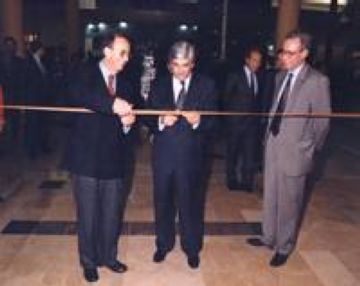 1996: S'inaugura el Sant Cugat Centre Comercial