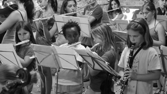 Classes de bateria i un servei de logopèdia, novetats del curs de l'EMV