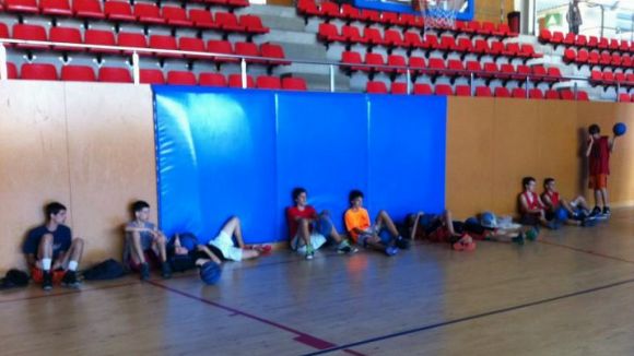 Alt: L'equip sub 21, novetat del Club Bàsquet Mira-sol