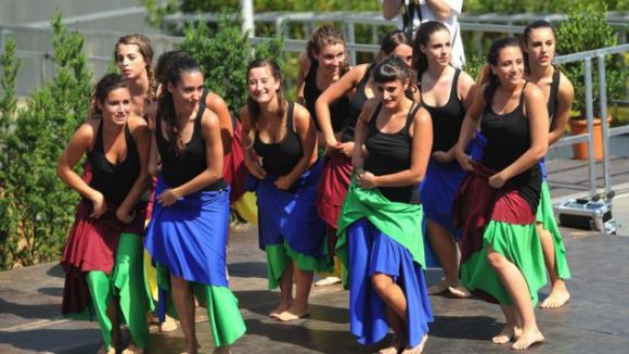 L'Esbart prepara un mercat d'intercanvi de vestuari