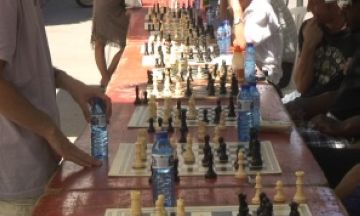 El Club Escacs Sant Cugat organitza classes d'escacs per nens i nenes d'entre sis i 12 anys