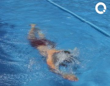 Alt: Sant Cugat quadruplica els nedadors que es 'mullen' contra l'esclerosi múltiple