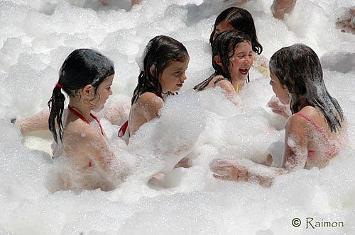 Èxit de participació a la 'Fes-te d'aigua'