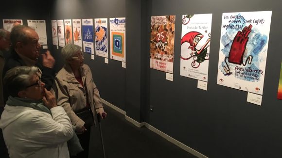 Una exposició posa de relleu l'evolució de la Festa de Tardor amb els 40 cartells de la fira d'entitats