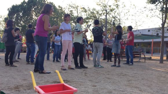Veïns, famílies i entitats de Sant Cugat organitzen activitats fins diumenge per mantenir oberts alguns col·legis electorals